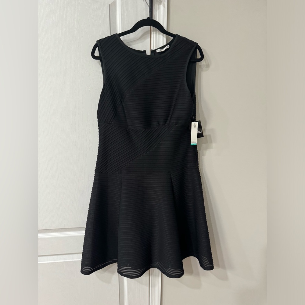 Sandra Darren Brand New Dress
